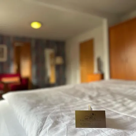 Afina Hotel